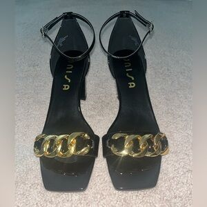 Unisa Undenny Black Ankle Strap Sandal 10M Block Heel